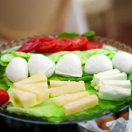 Daniel's ホテル 4*