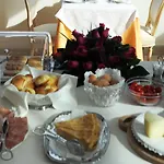 Daniel's 4*