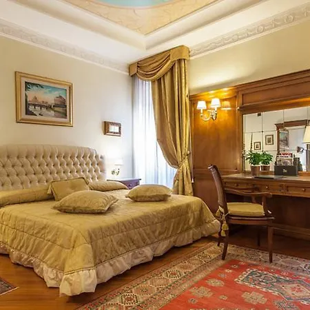 Daniel's Hotel 4*