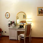 Отель Daniel's 4*