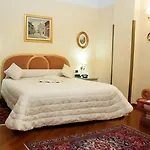 Отель Daniel's 4*