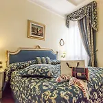 Daniel's Отель 4*
