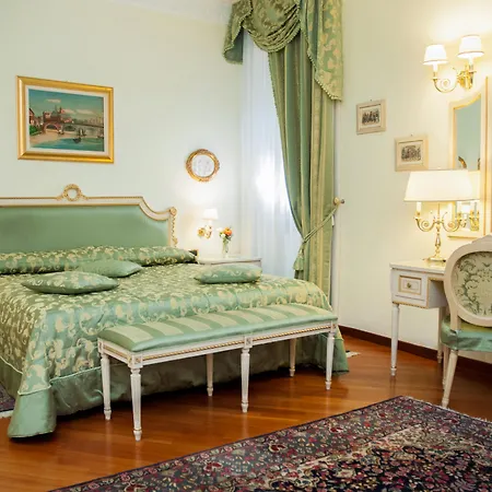 Daniel's 4* Рим